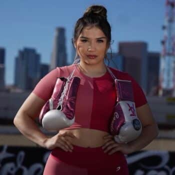 Iyana “Right Hook Roxy” Verduzco Makes Pro Debut on Broner Williams Card - Boxing Image