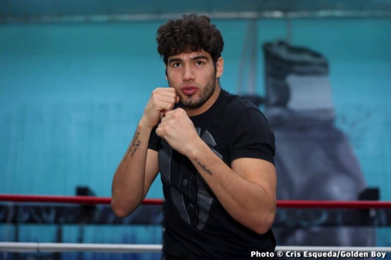 Zurdo Ramirez Back In Action On March 30 Against Arsen Goulamirian! - Boxing Image