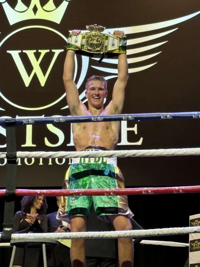 Tommy Hyde remains undefeated, captures first title as a pro - Boxing Image